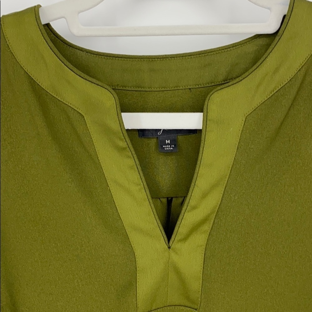 J Crew Green SZ M Tunic V Neck Satin Trim Top blouse SZ M - Picture 10 of 10